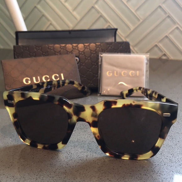 Gucci Accessories - Gucci tortoise sunglasses NWT
